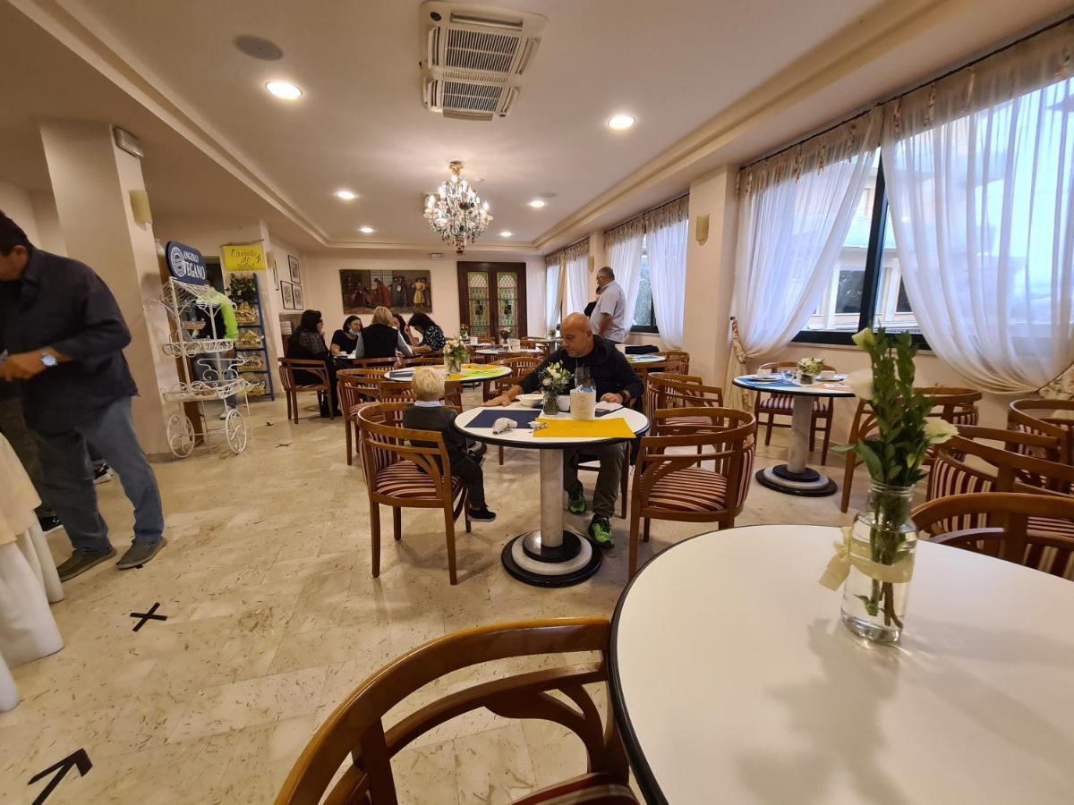 Hotel Sabra Senigallia Exterior photo