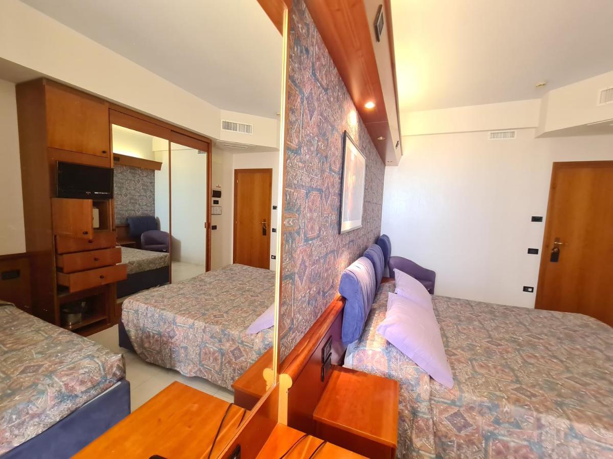 Hotel Sabra Senigallia Exterior photo