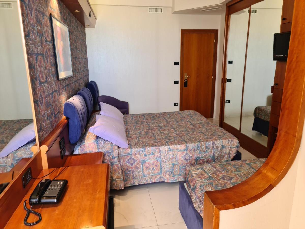 Hotel Sabra Senigallia Exterior photo