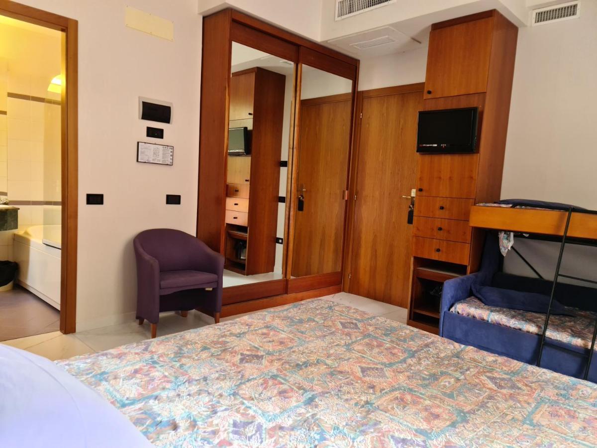 Hotel Sabra Senigallia Exterior photo