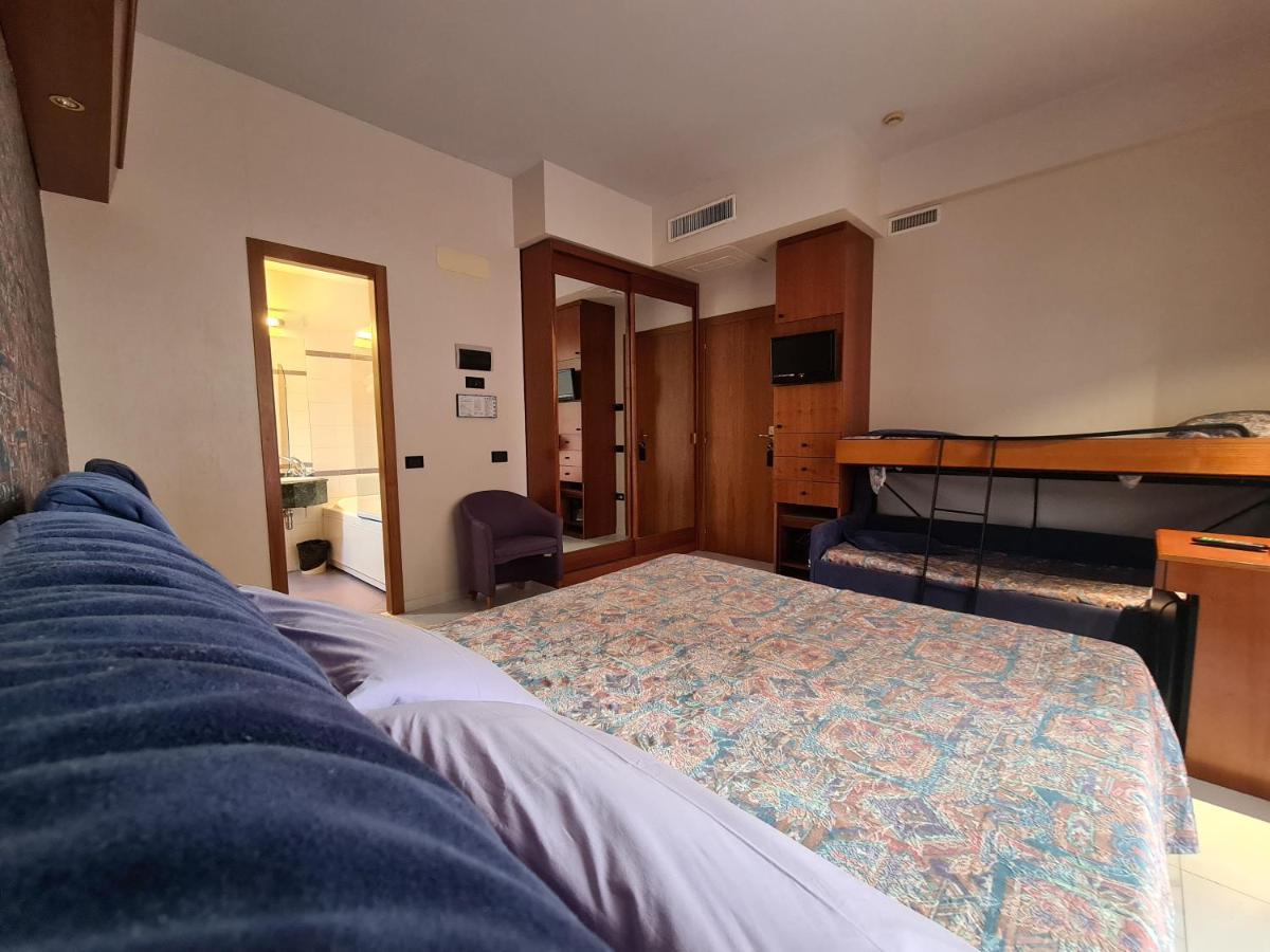 Hotel Sabra Senigallia Exterior photo
