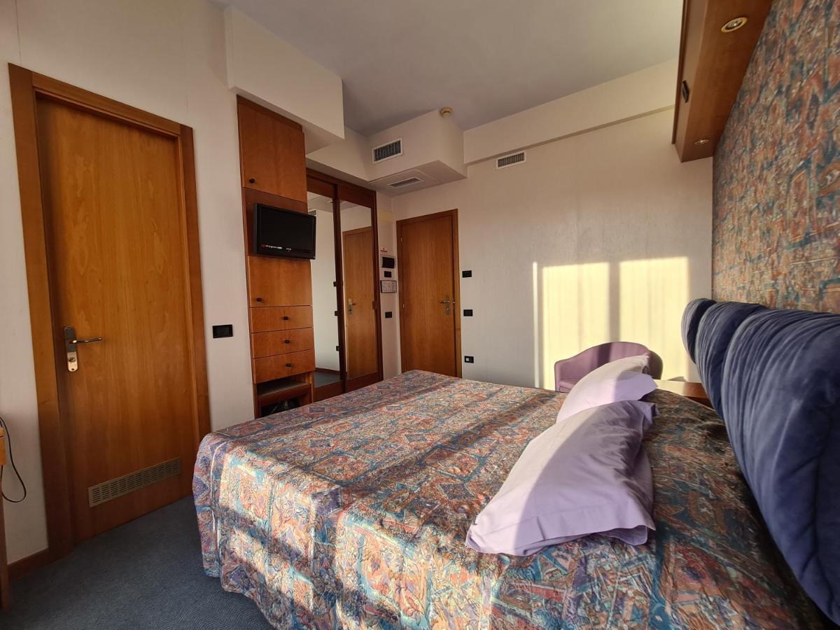 Hotel Sabra Senigallia Exterior photo
