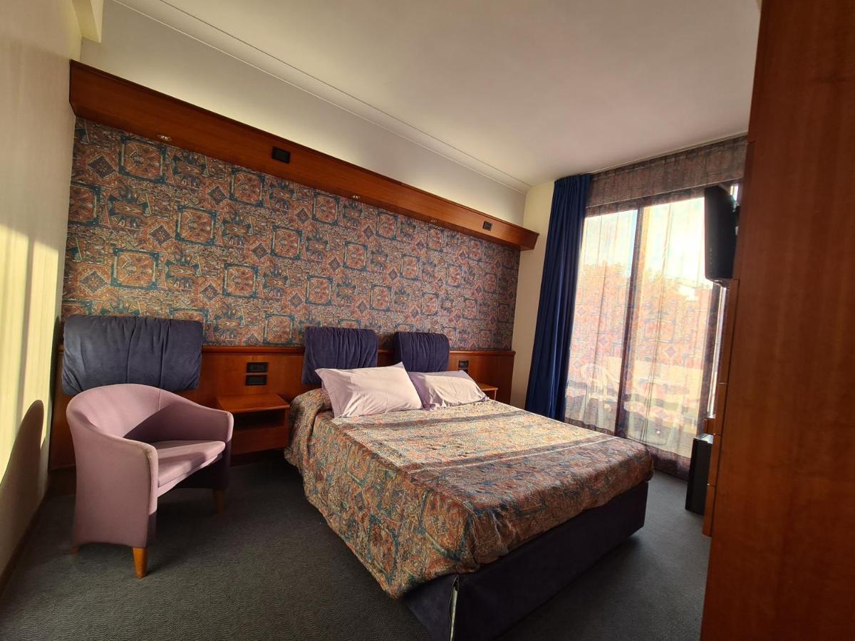 Hotel Sabra Senigallia Exterior photo