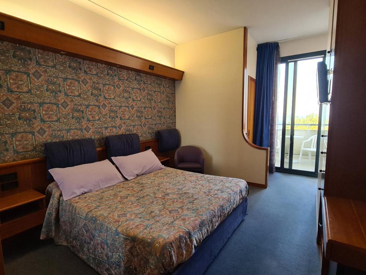 Hotel Sabra Senigallia Exterior photo