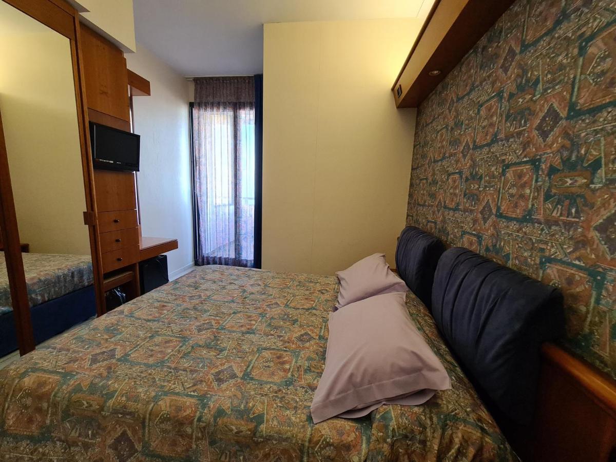 Hotel Sabra Senigallia Exterior photo