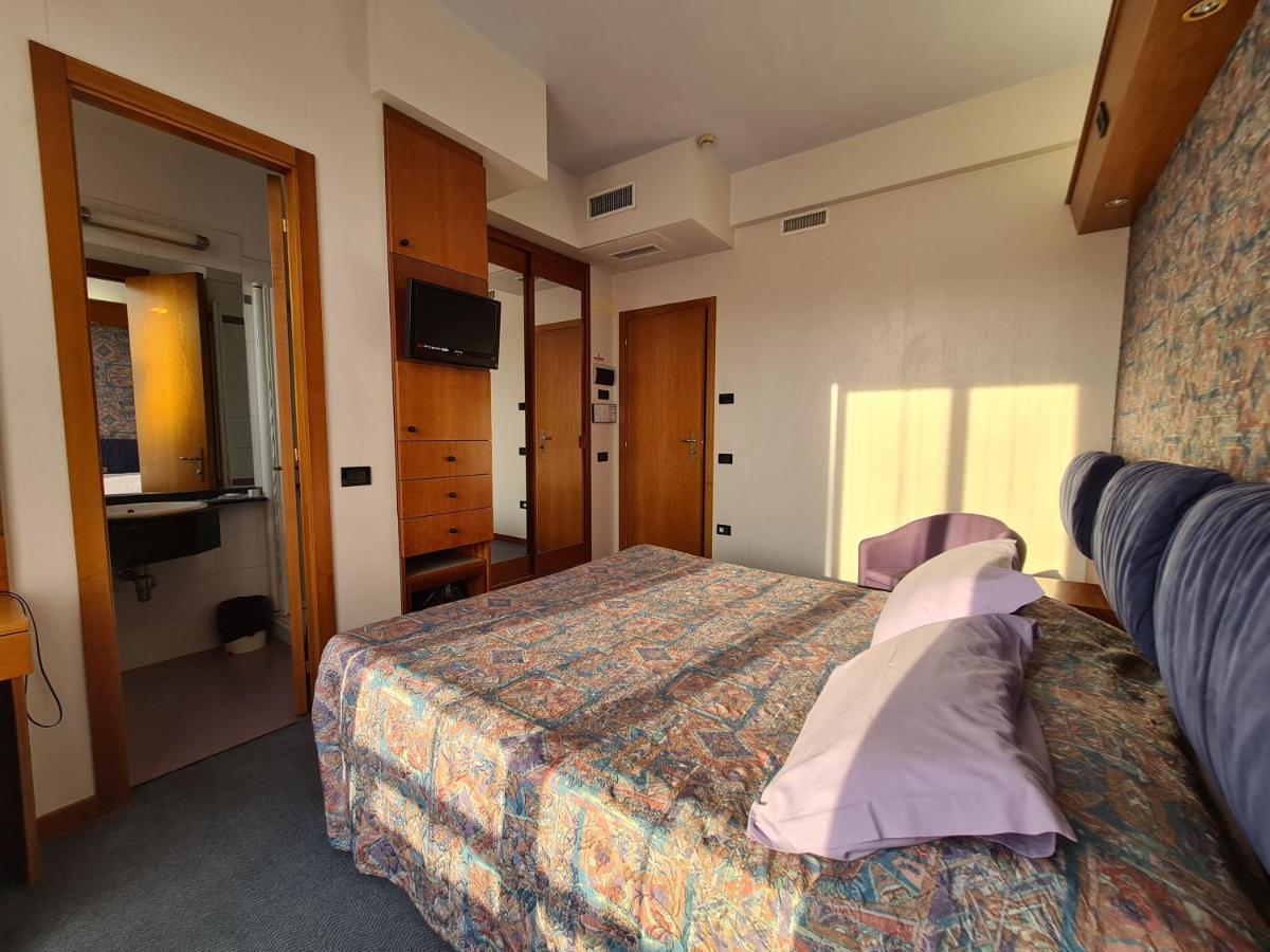 Hotel Sabra Senigallia Exterior photo