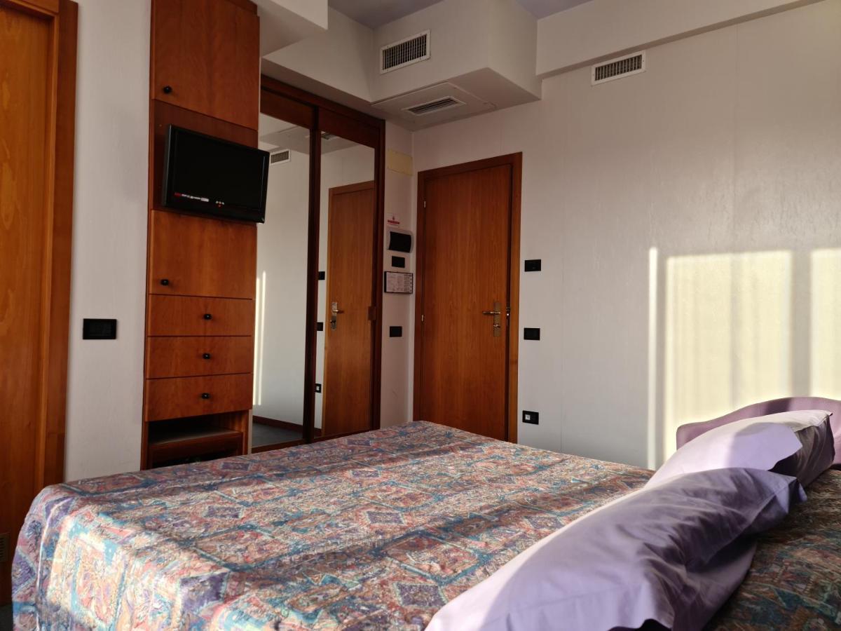 Hotel Sabra Senigallia Exterior photo